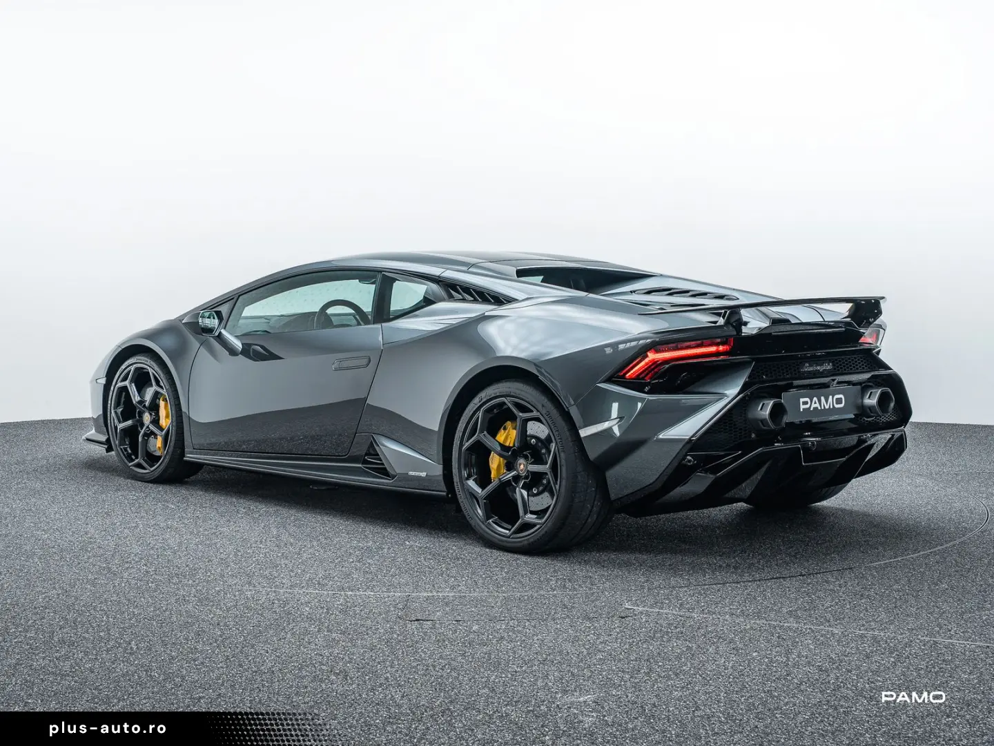 LAMBORGHINI  Huracan Tecnica   Racing Seats  Lift