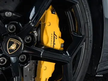 LAMBORGHINI  Huracan Tecnica   Racing Seats  Lift