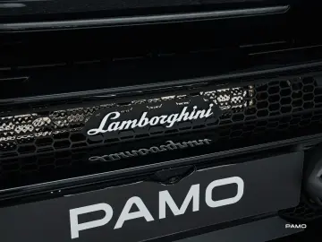 LAMBORGHINI  Huracan Tecnica   Racing Seats  Lift