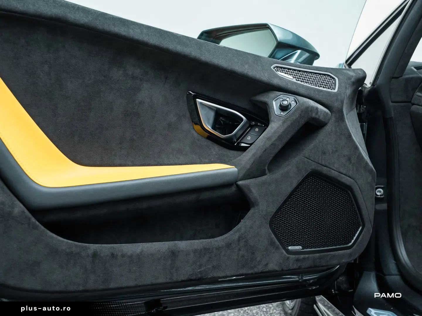 LAMBORGHINI  Huracan Tecnica   Racing Seats  Lift