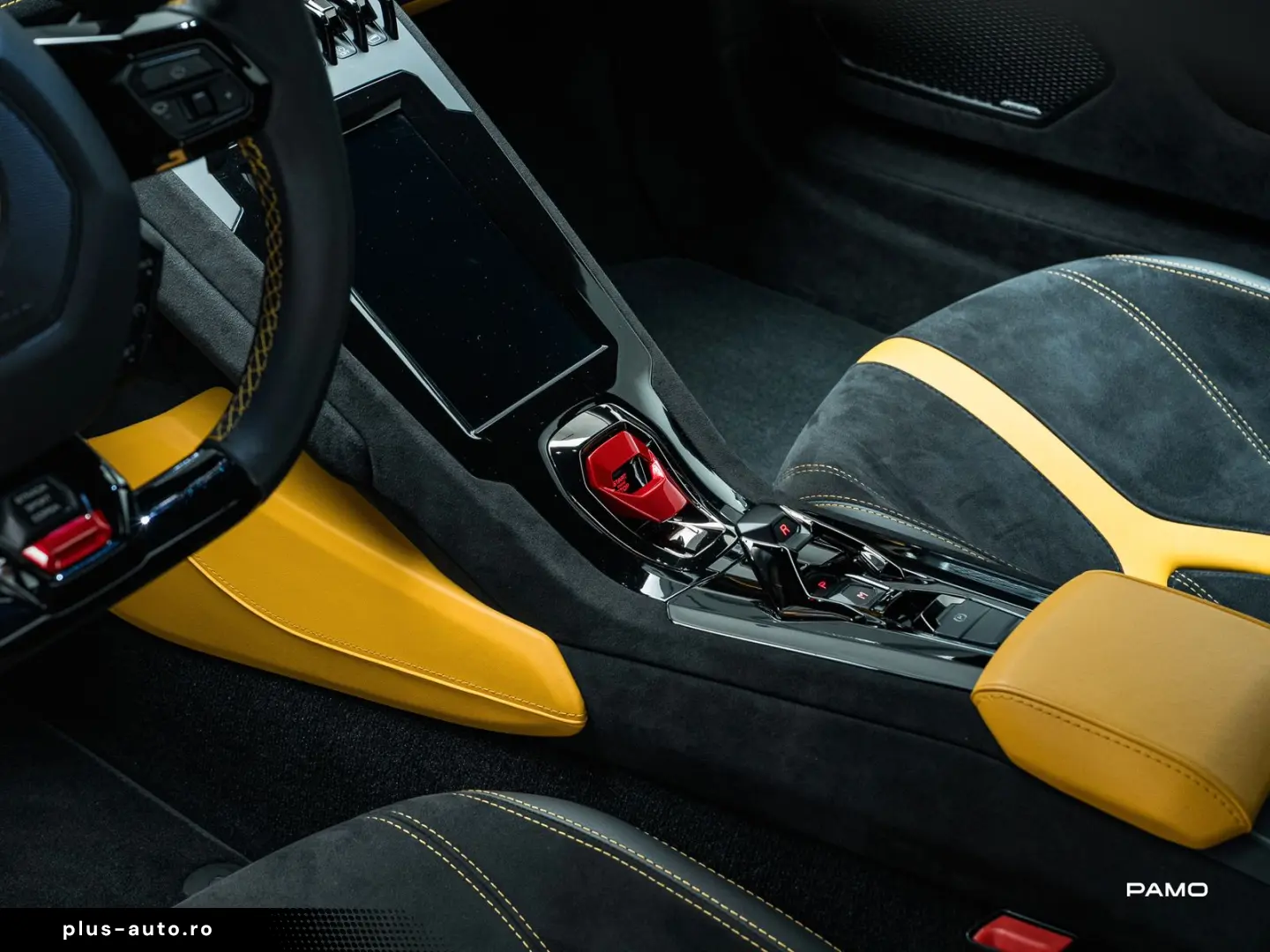 LAMBORGHINI  Huracan Tecnica   Racing Seats  Lift