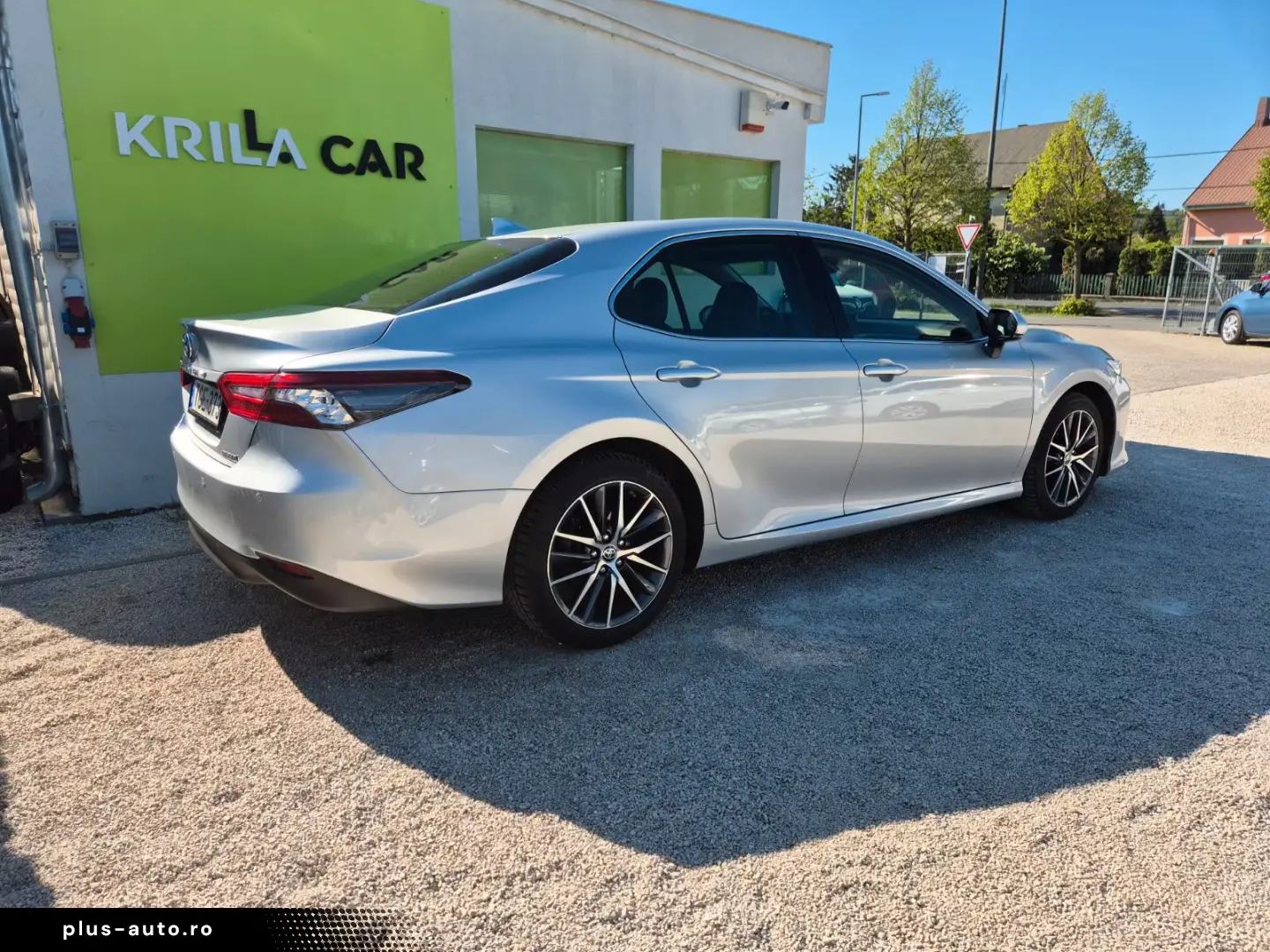 Toyota Camry 2.5 HYBRID E XECUTIVE E-CVT