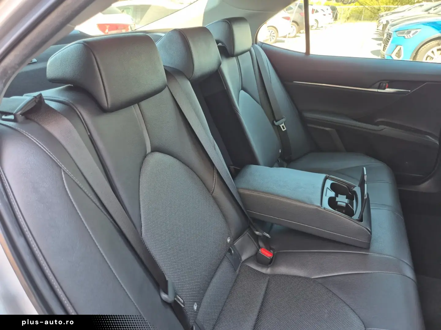 Toyota Camry 2.5 HYBRID E XECUTIVE E-CVT