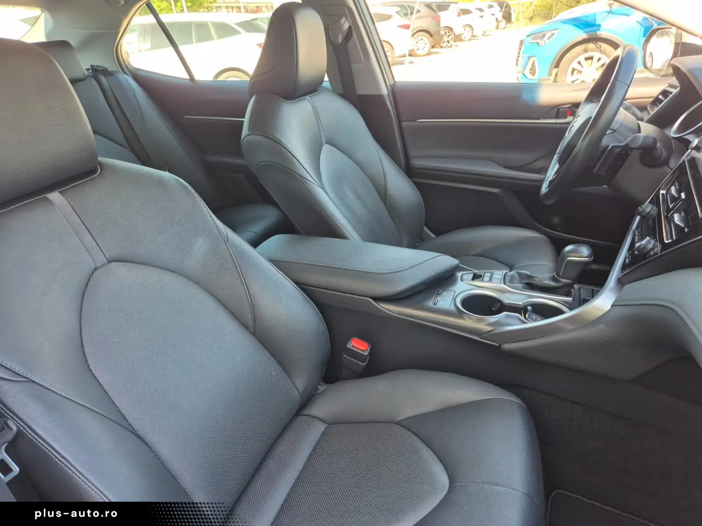 Toyota Camry 2.5 HYBRID E XECUTIVE E-CVT