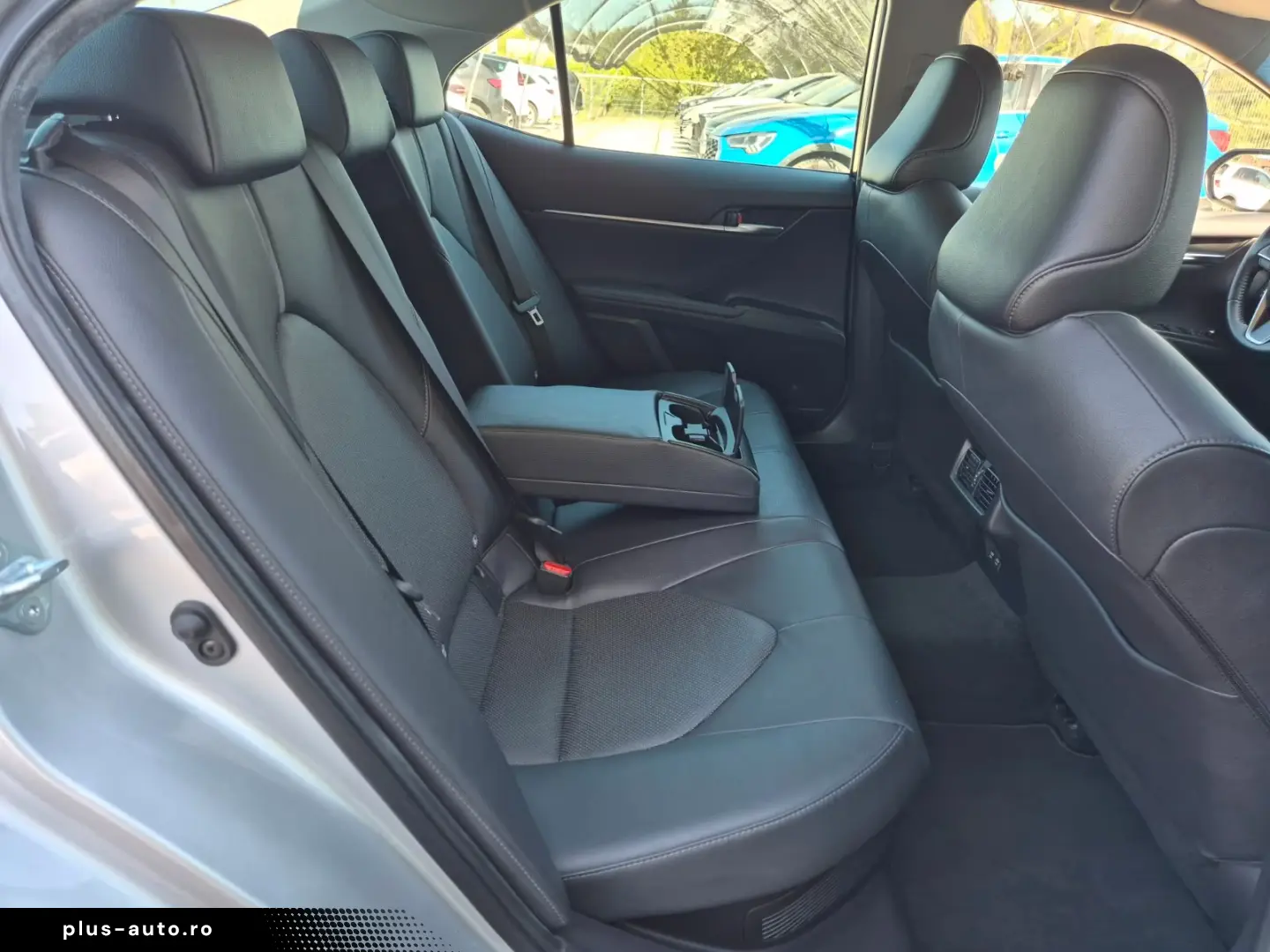 Toyota Camry 2.5 HYBRID E XECUTIVE E-CVT