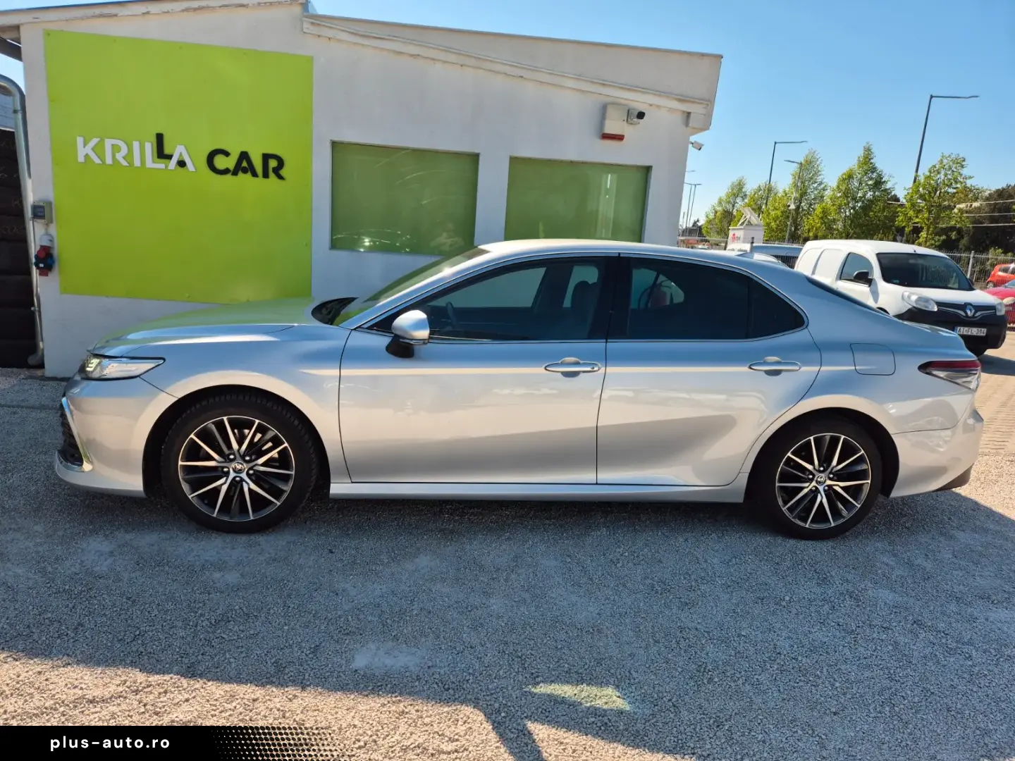 Toyota Camry 2.5 HYBRID E XECUTIVE E-CVT