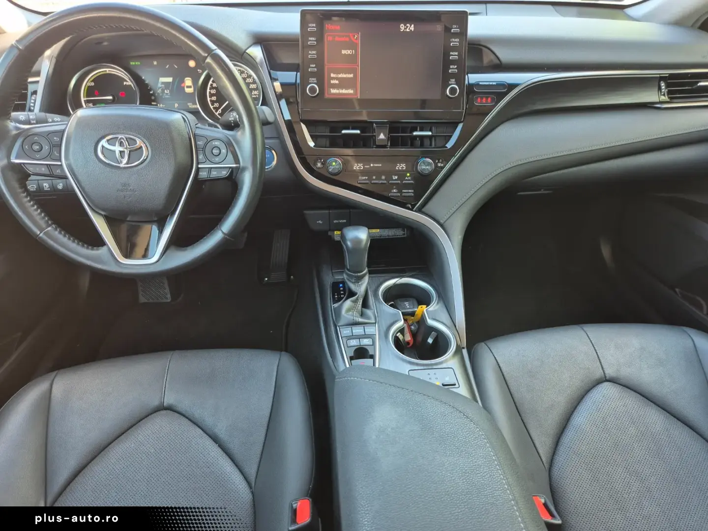 Toyota Camry 2.5 HYBRID E XECUTIVE E-CVT