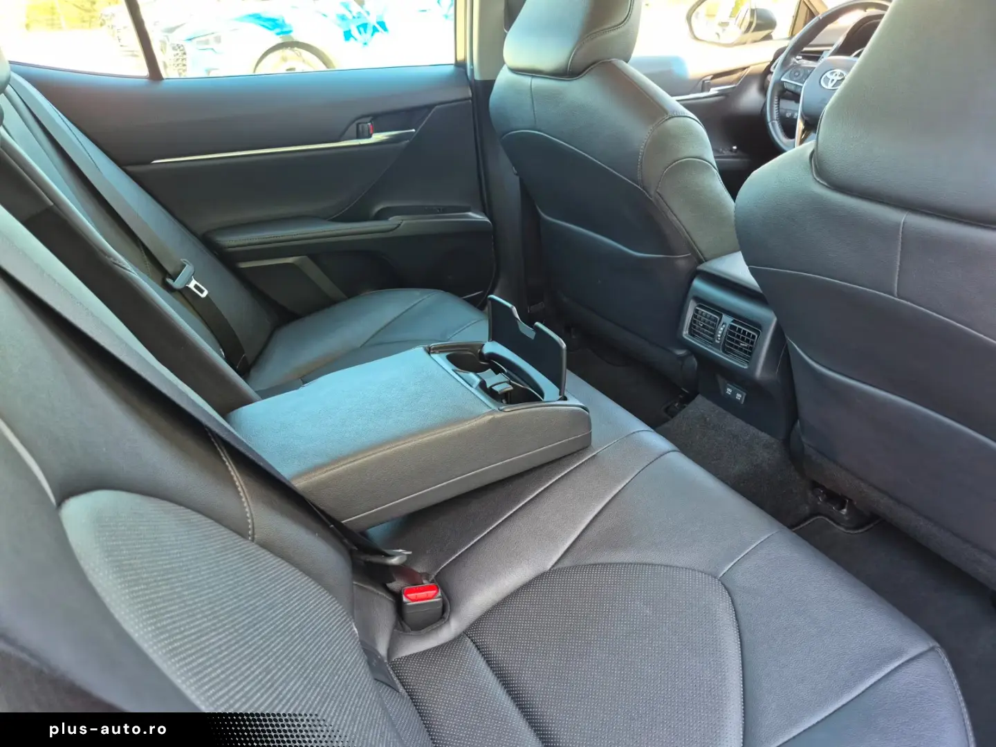 Toyota Camry 2.5 HYBRID E XECUTIVE E-CVT