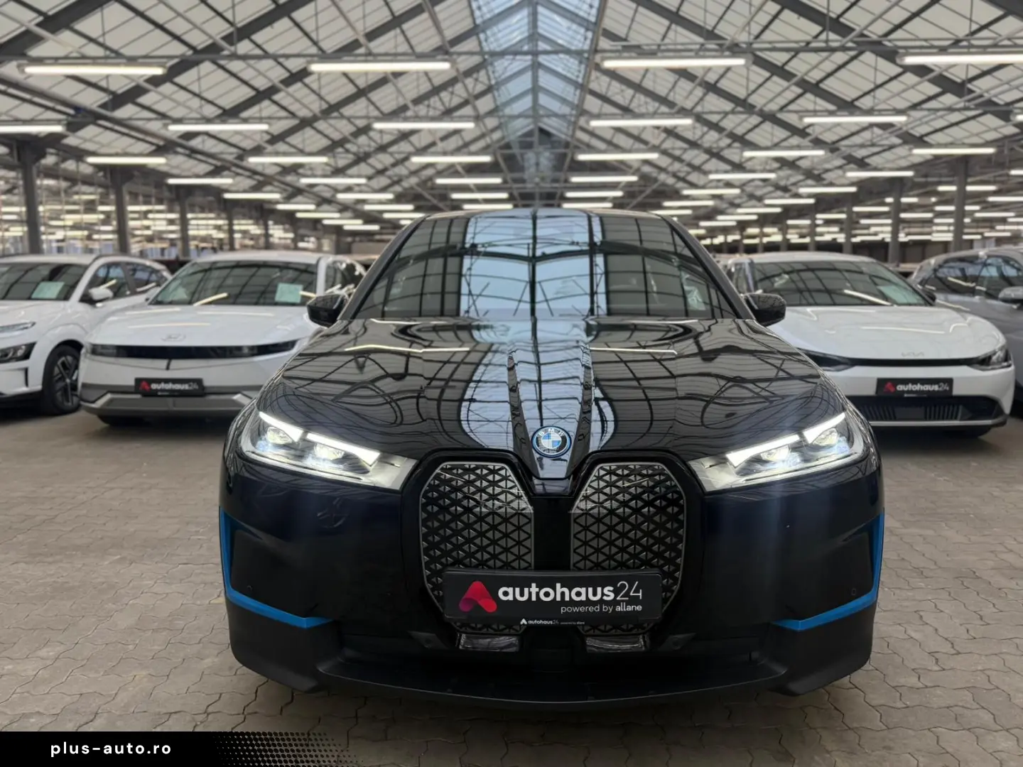 BMW iX xDrive40 76 6 kWh Kamera Sitzhzg