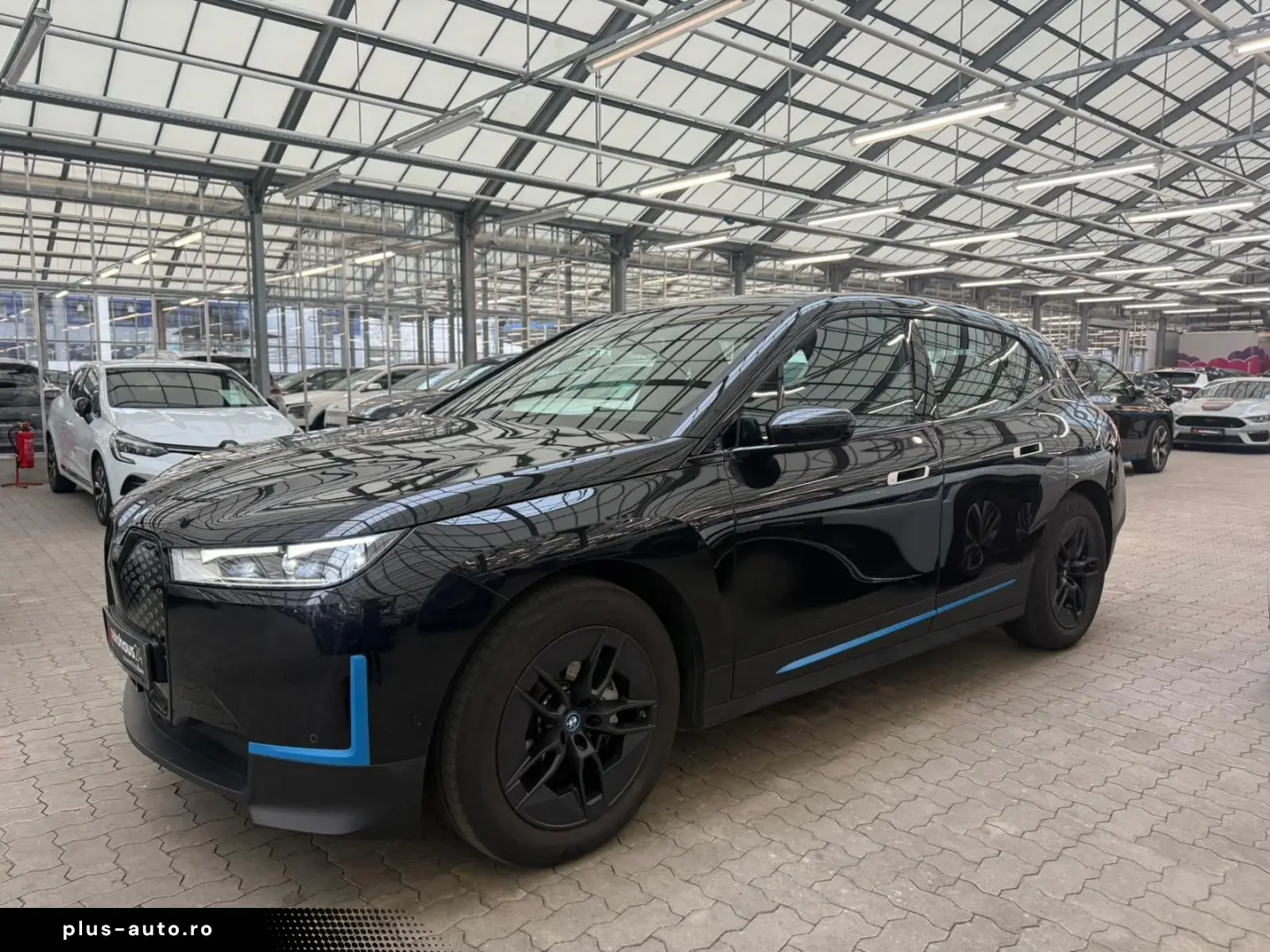 BMW iX xDrive40 76 6 kWh Kamera Sitzhzg