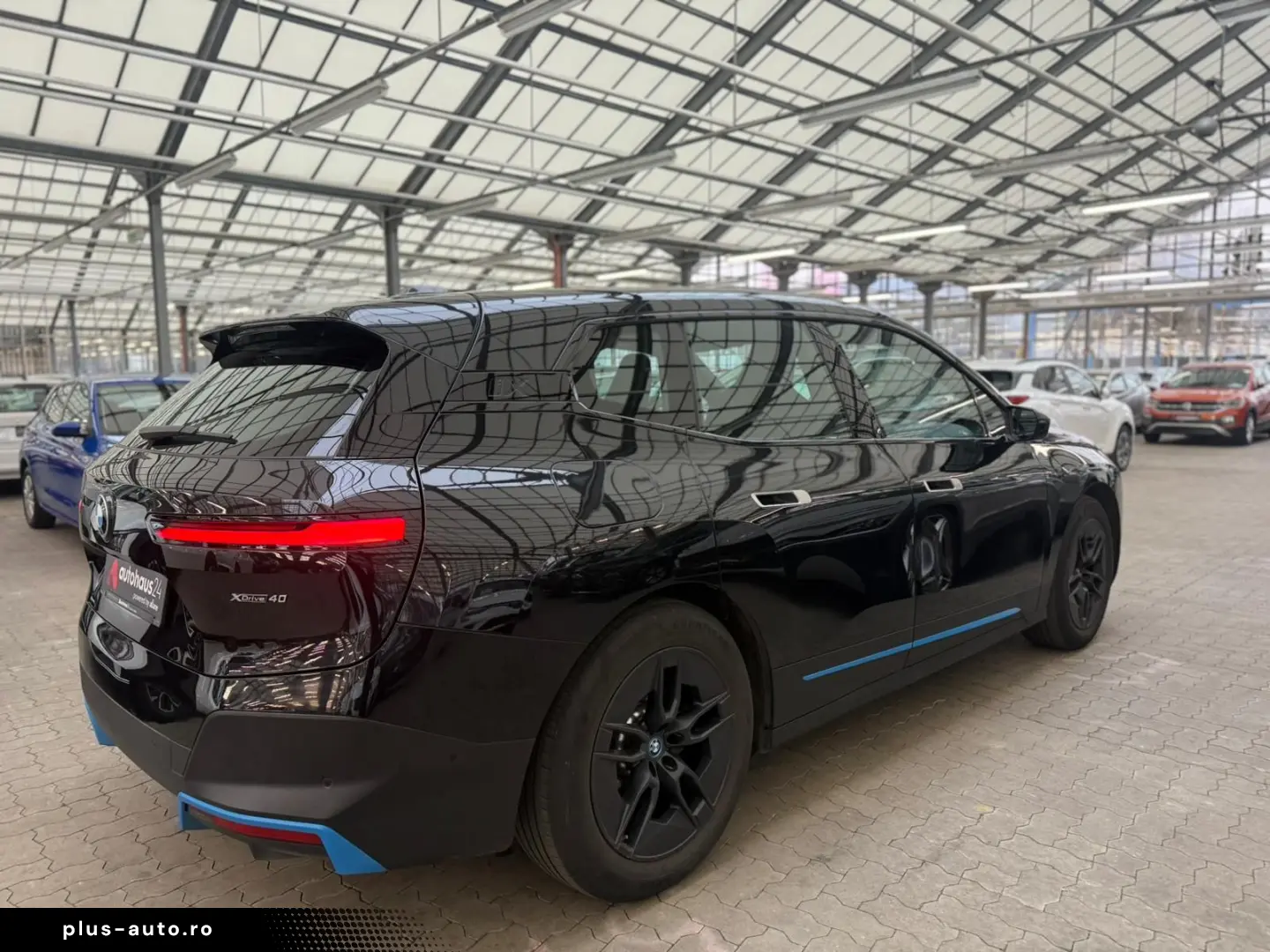 BMW iX xDrive40 76 6 kWh Kamera Sitzhzg