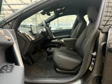 BMW iX xDrive40 76 6 kWh Kamera Sitzhzg