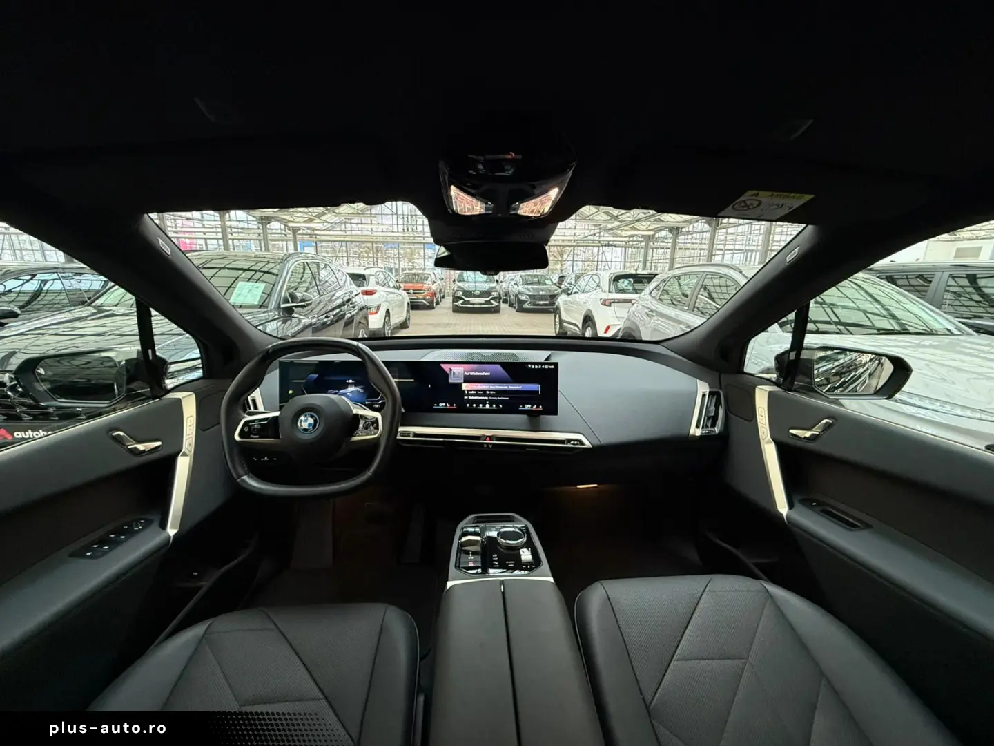 BMW iX xDrive40 76 6 kWh Kamera Sitzhzg