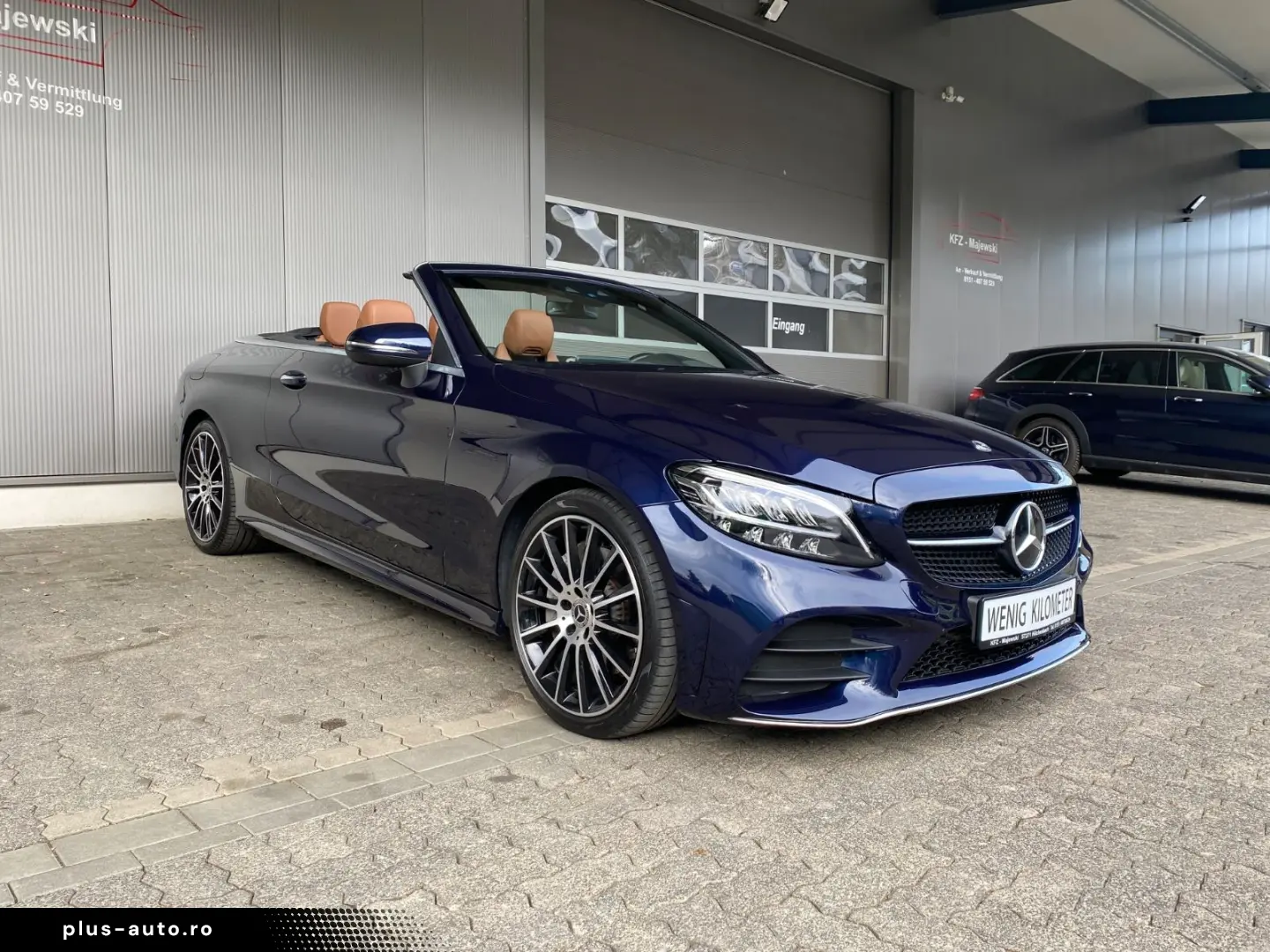 MERCEDES-BENZ C 300 Cabrio  HUD  Burmester