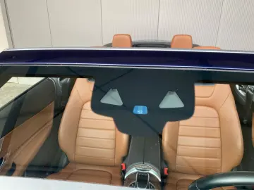MERCEDES-BENZ C 300 Cabrio  HUD  Burmester