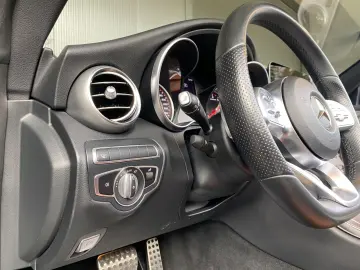 MERCEDES-BENZ C 300 Cabrio  HUD  Burmester