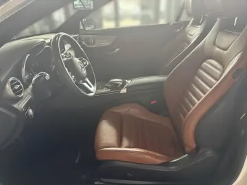 MERCEDES-BENZ C 300 Cabriolet  Multibeam Distronic Burmester