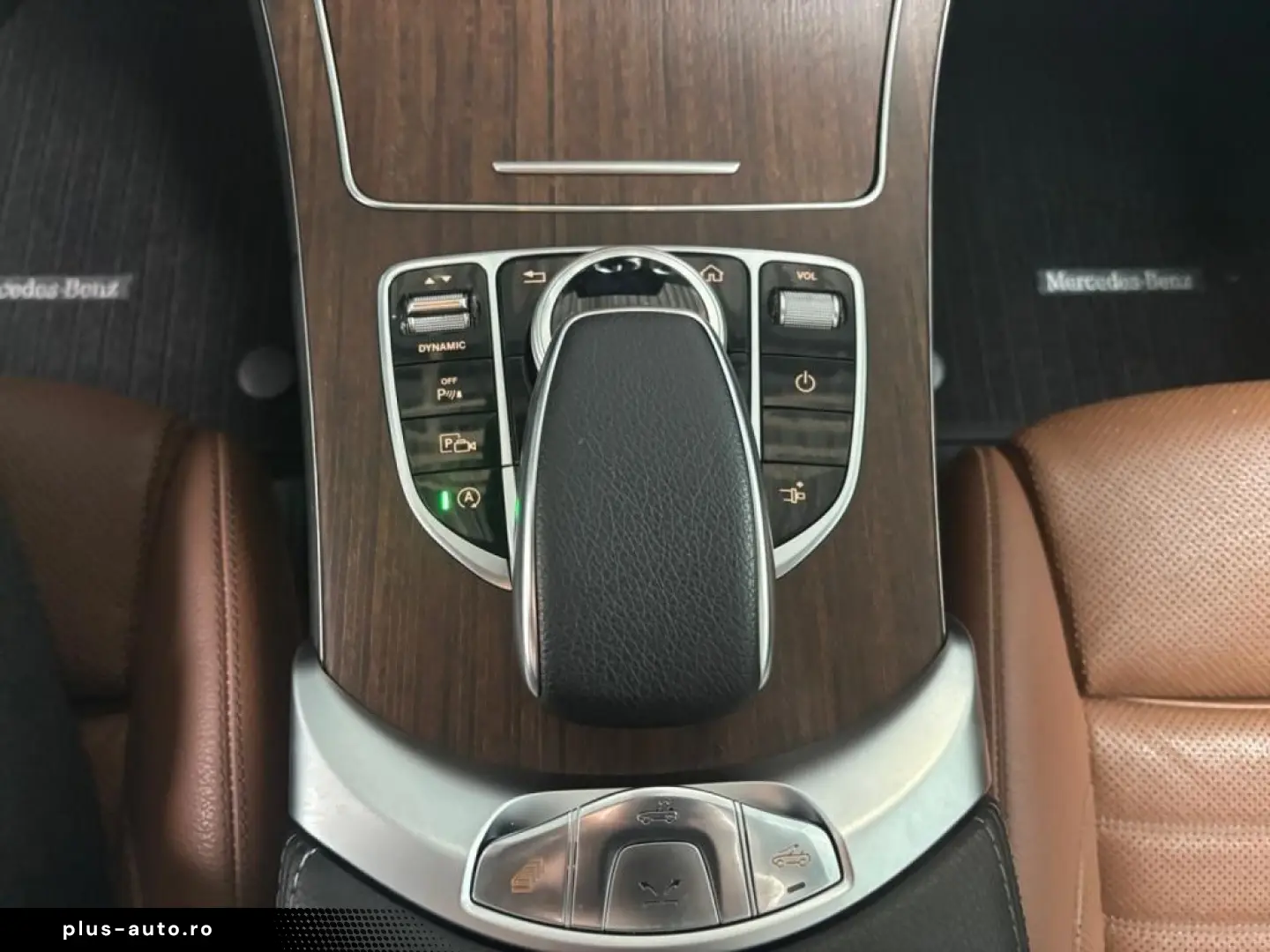 MERCEDES-BENZ C 300 Cabriolet  Multibeam Distronic Burmester