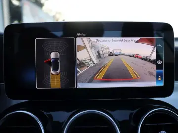 MERCEDES-BENZ C 220 4M AMG RFK Airscarf CarPlay