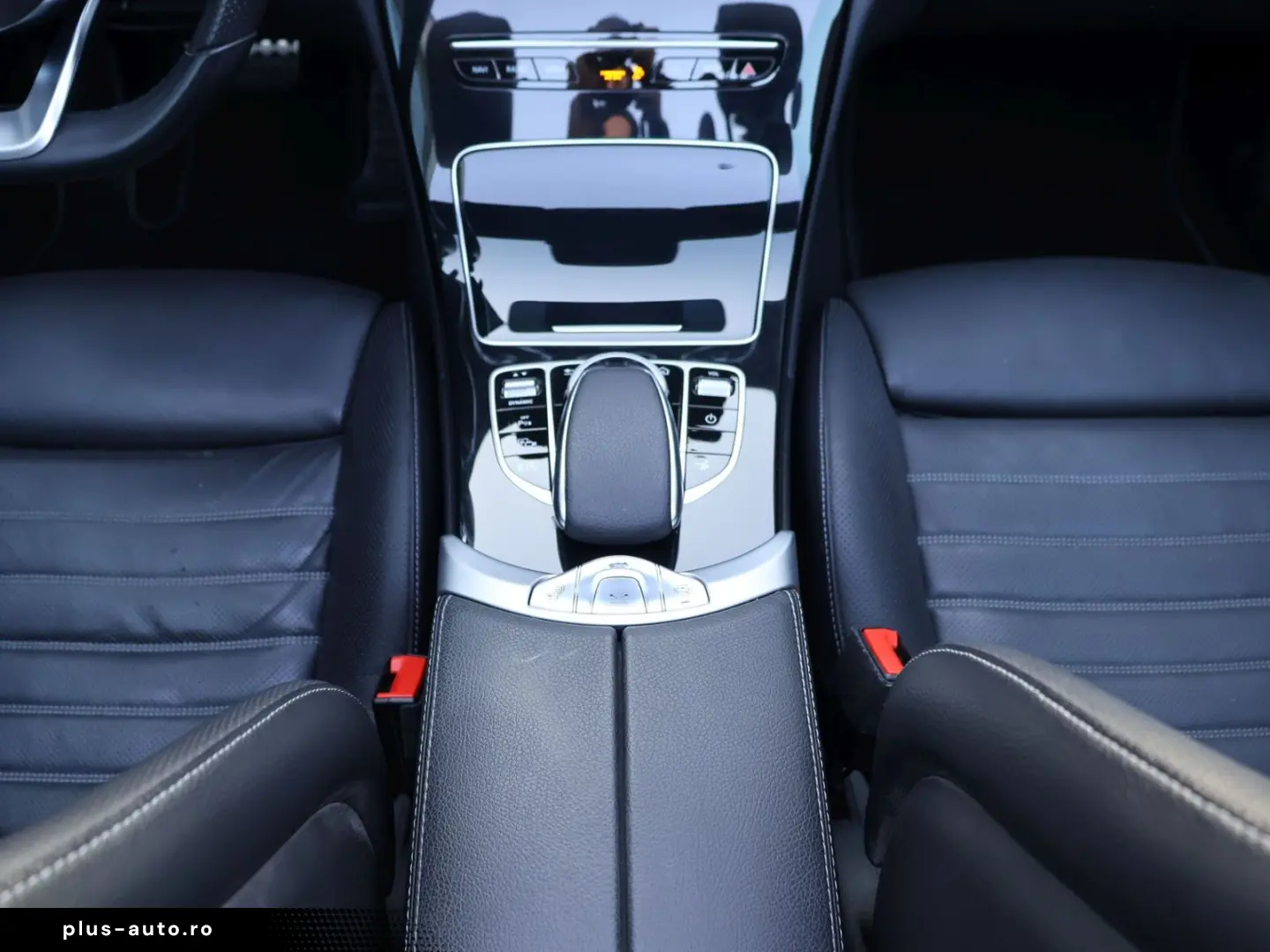 MERCEDES-BENZ C 220 4M AMG RFK Airscarf CarPlay
