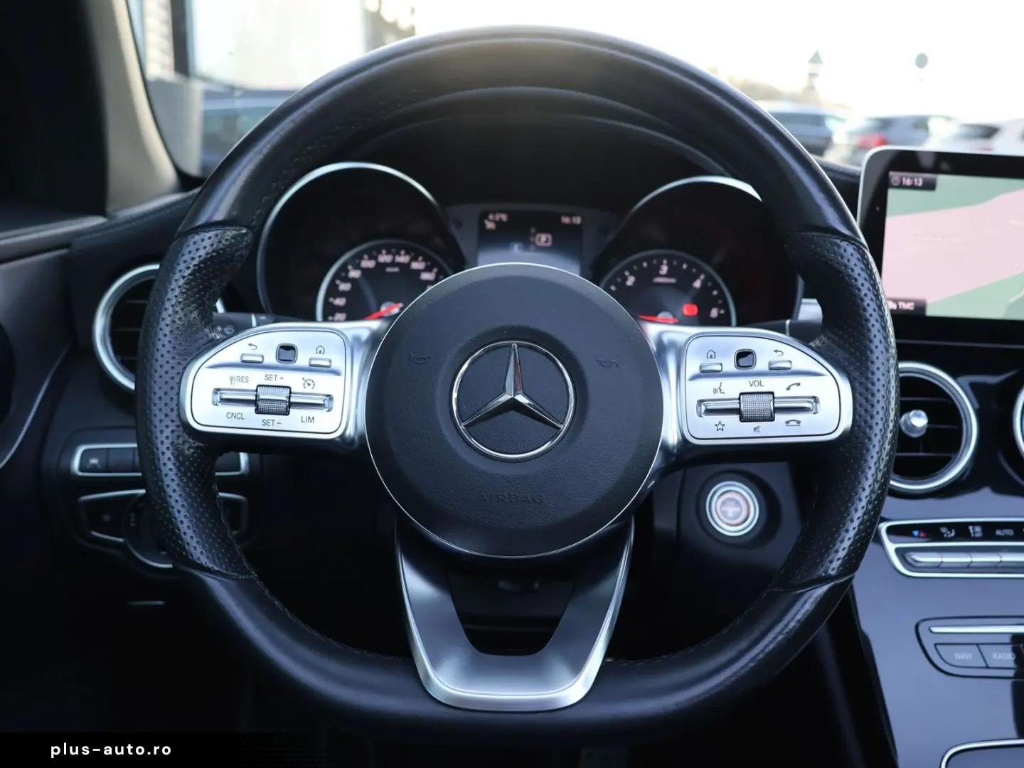 MERCEDES-BENZ C 220 4M AMG RFK Airscarf CarPlay