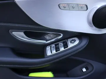 MERCEDES-BENZ C 220 4M AMG RFK Airscarf CarPlay