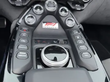 ASTON MARTIN V8 Vantage Roadster  F1 Edition 360 CARBON AERO