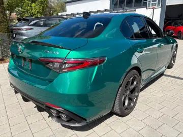ALFA ROMEO Giulia 2.9 V6 Bi-Turbo 375 kW AT8 Quadrifoglio