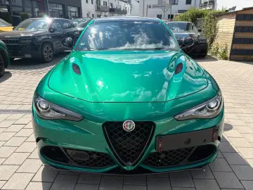 ALFA ROMEO Giulia 2.9 V6 Bi-Turbo 375 kW AT8 Quadrifoglio