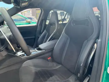 ALFA ROMEO Giulia 2.9 V6 Bi-Turbo 375 kW AT8 Quadrifoglio