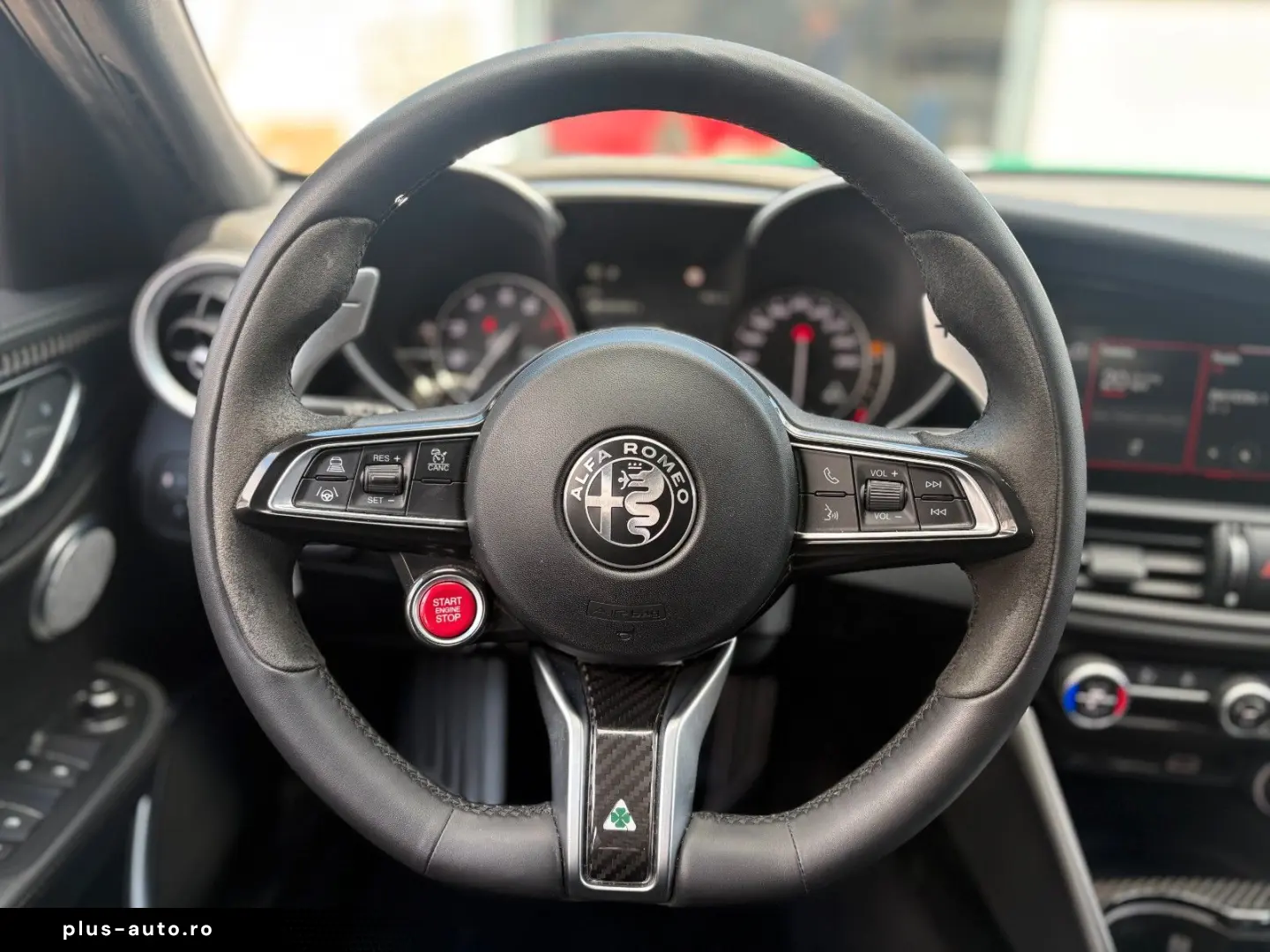 ALFA ROMEO Giulia 2.9 V6 Bi-Turbo 375 kW AT8 Quadrifoglio