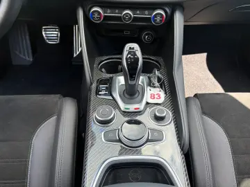 ALFA ROMEO Giulia 2.9 V6 Bi-Turbo 375 kW AT8 Quadrifoglio