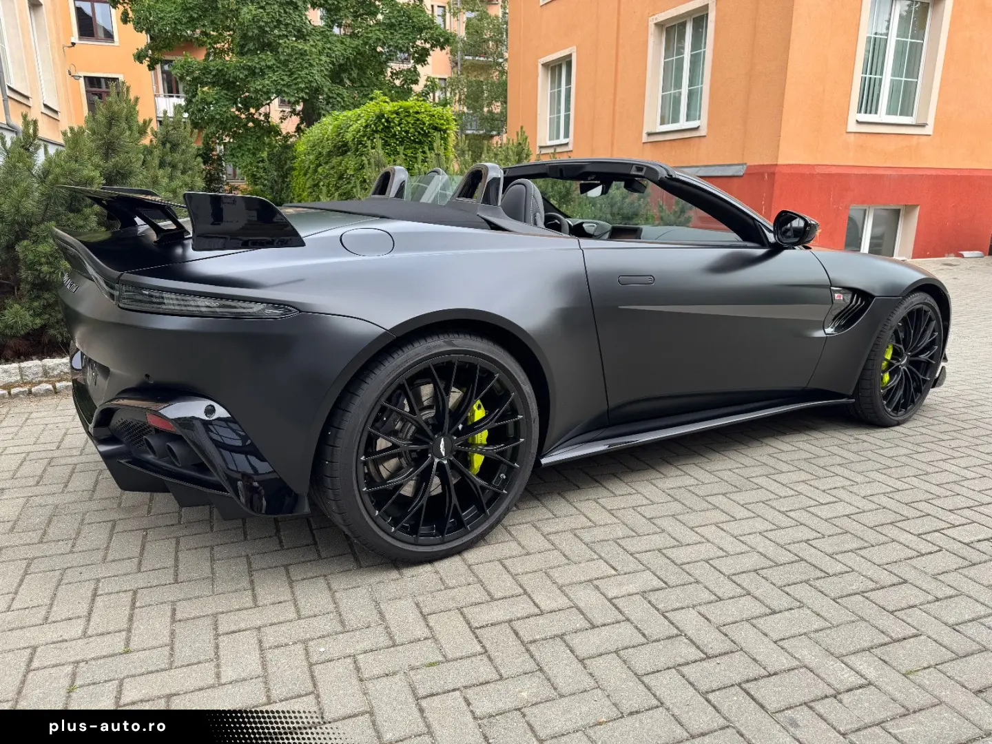 ASTON MARTIN V8 Vantage V8 Roadster F1 Edition