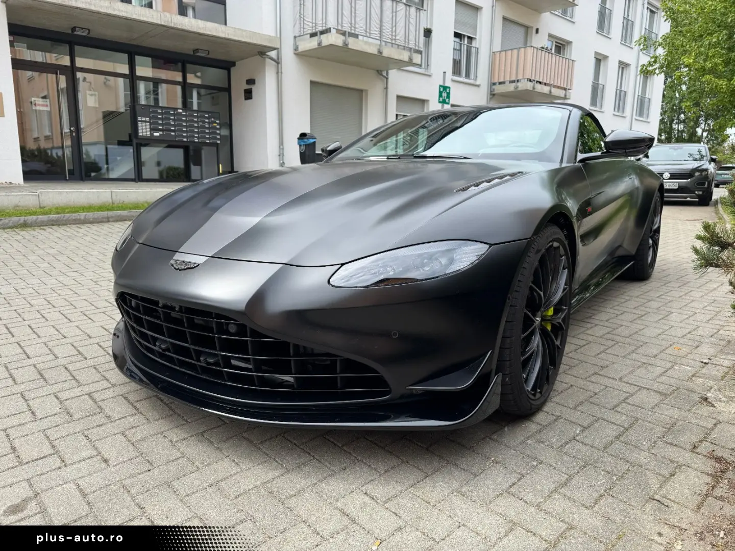 ASTON MARTIN V8 Vantage V8 Roadster F1 Edition