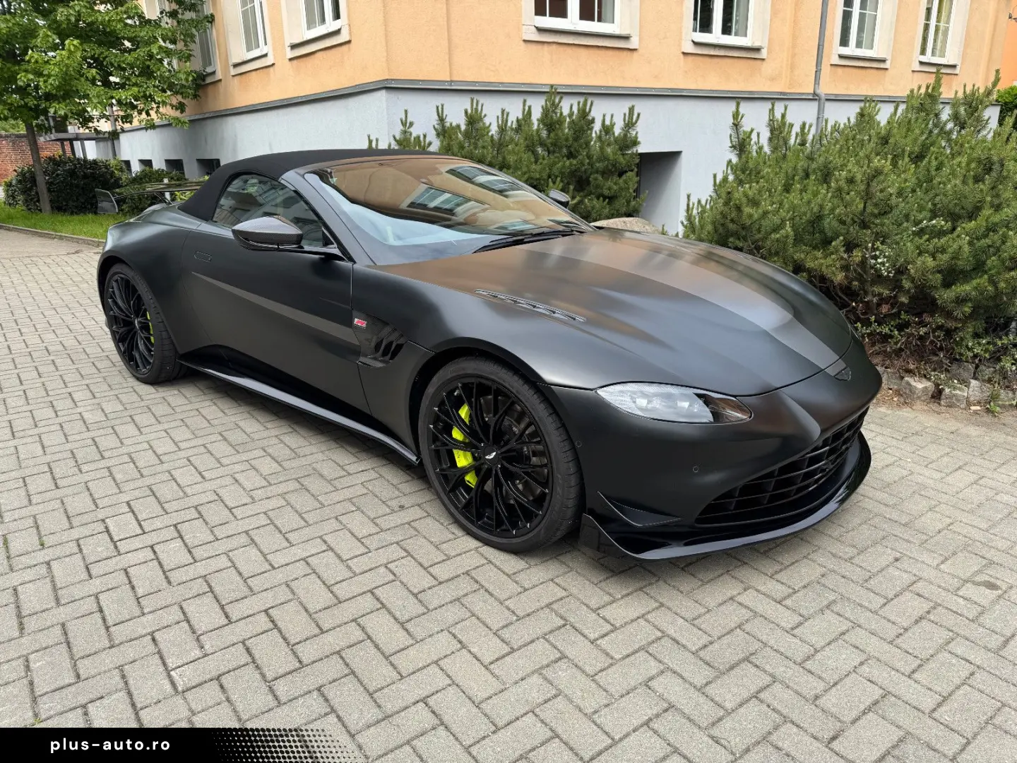 ASTON MARTIN V8 Vantage V8 Roadster F1 Edition