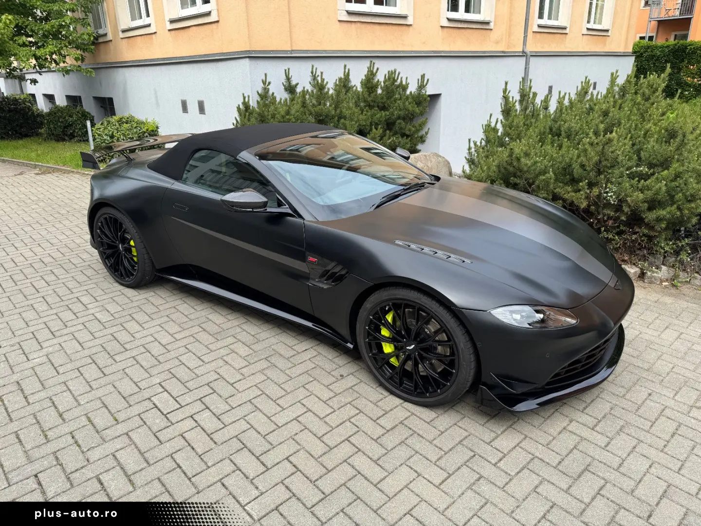 ASTON MARTIN V8 Vantage V8 Roadster F1 Edition