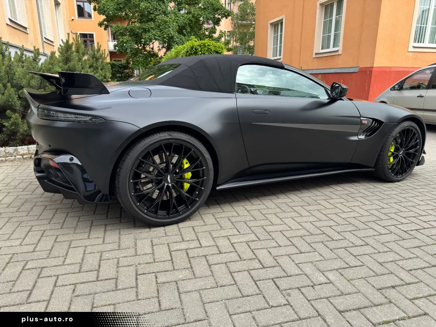 ASTON MARTIN V8 Vantage V8 Roadster F1 Edition