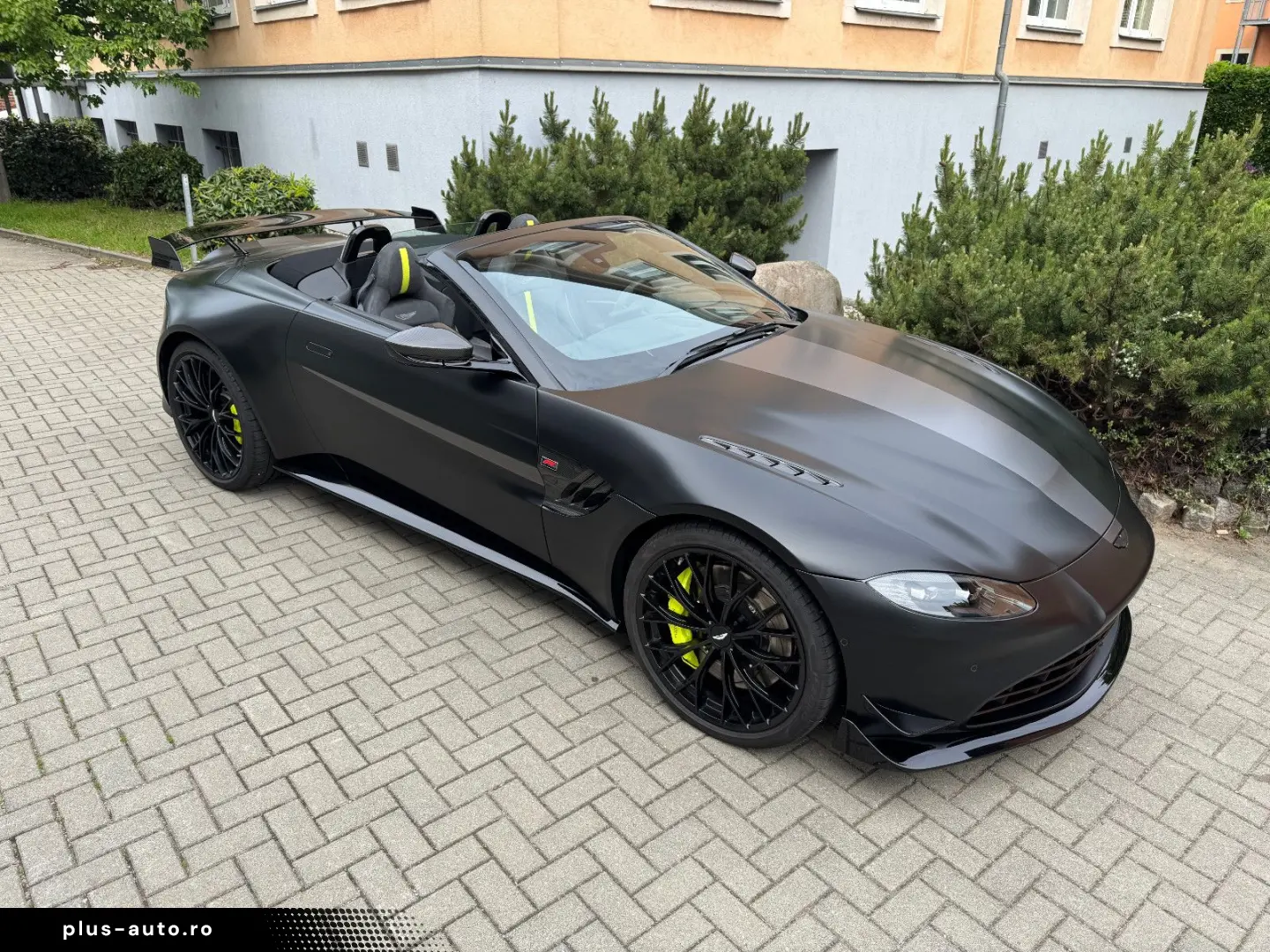 ASTON MARTIN V8 Vantage V8 Roadster F1 Edition