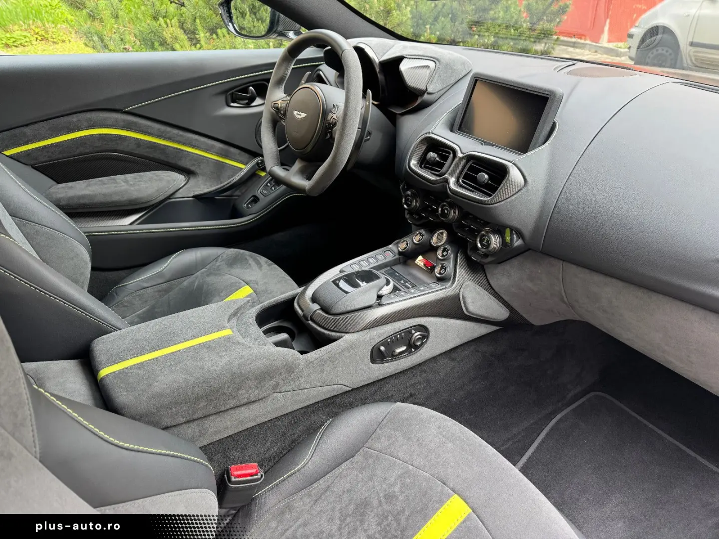 ASTON MARTIN V8 Vantage V8 Roadster F1 Edition
