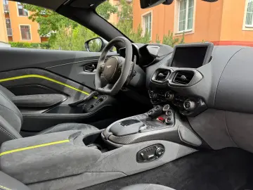 ASTON MARTIN V8 Vantage V8 Roadster F1 Edition