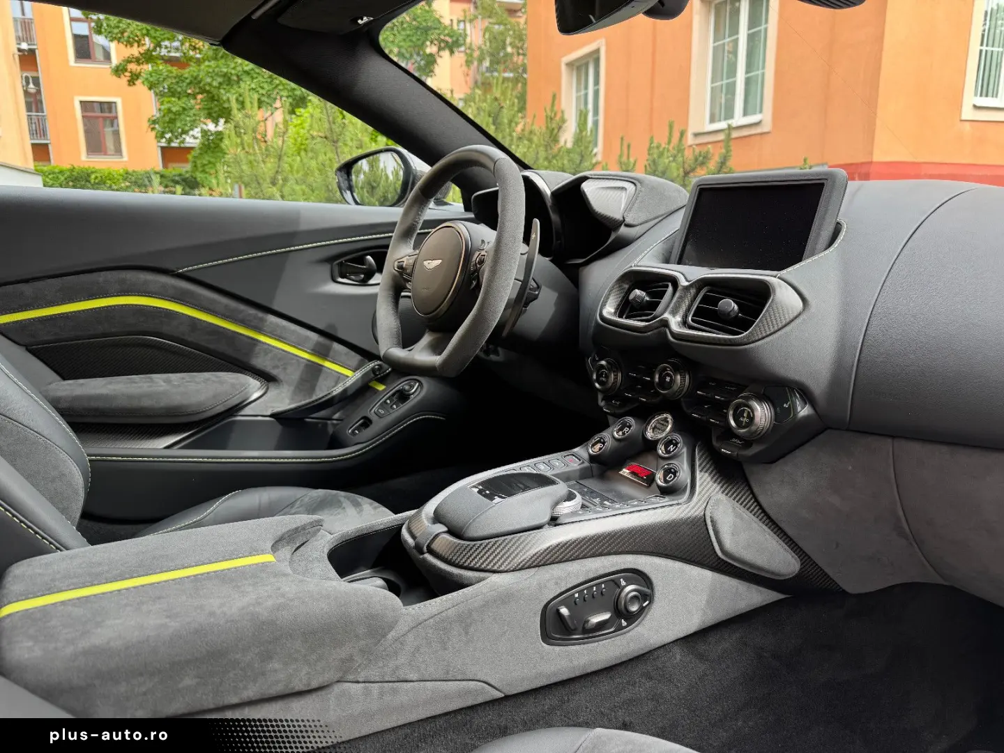 ASTON MARTIN V8 Vantage V8 Roadster F1 Edition