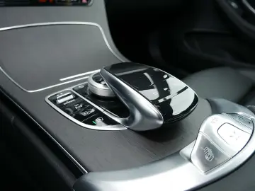 MERCEDES-BENZ C 300 Cabriolet AMG Soundsystem LED Ka&hellip;