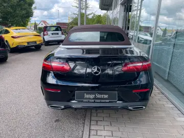 MERCEDES-BENZ E 300 d Cabriolet AMG LED CAM NIGHT TOTWINKEL