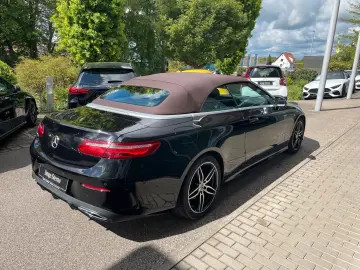 MERCEDES-BENZ E 300 d Cabriolet AMG LED CAM NIGHT TOTWINKEL