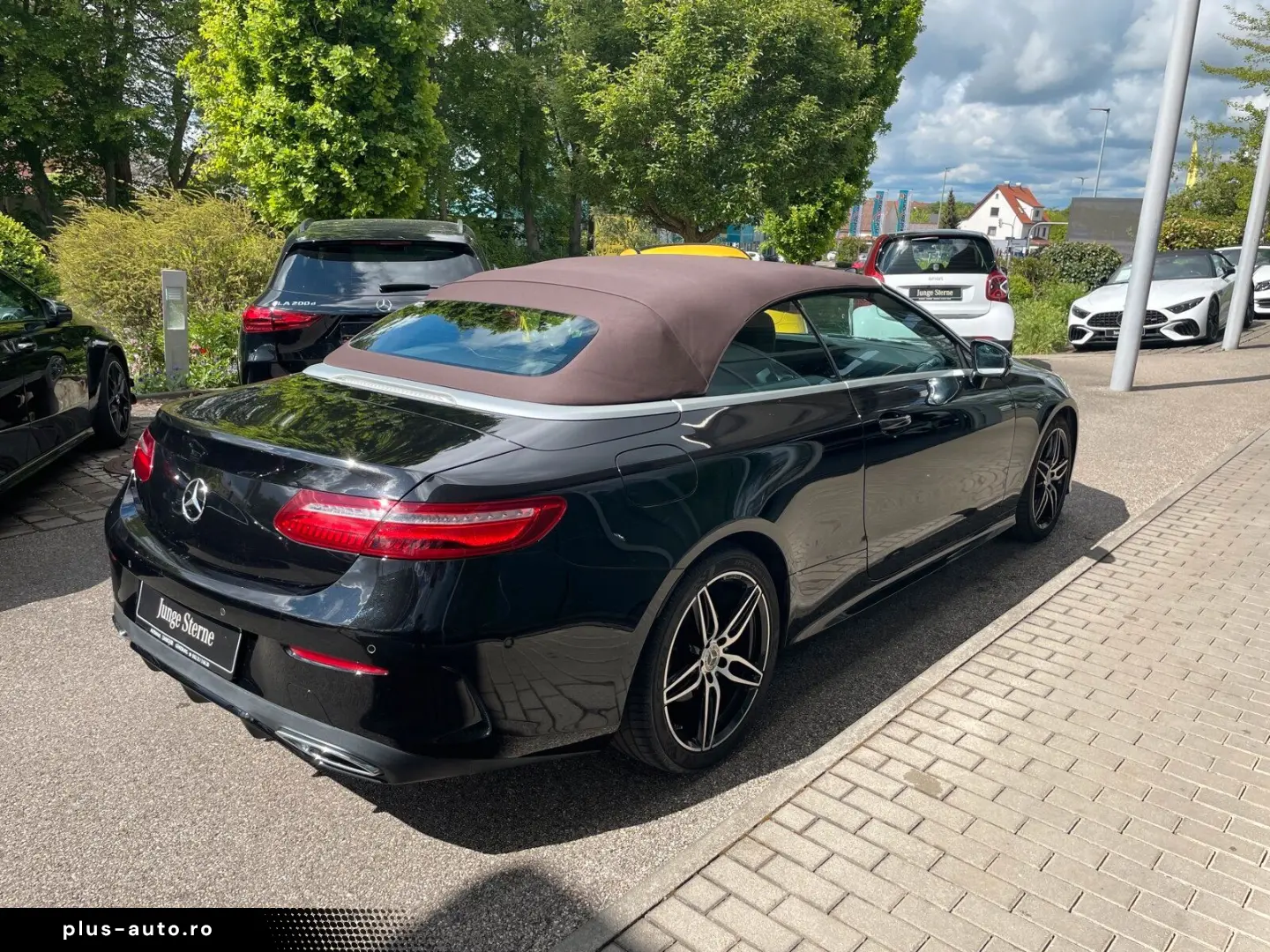 MERCEDES-BENZ E 300 d Cabriolet AMG LED CAM NIGHT TOTWINKEL