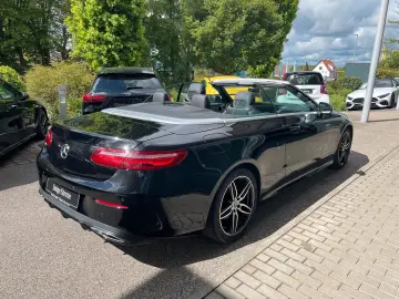 MERCEDES-BENZ E 300 d Cabriolet AMG LED CAM NIGHT TOTWINKEL