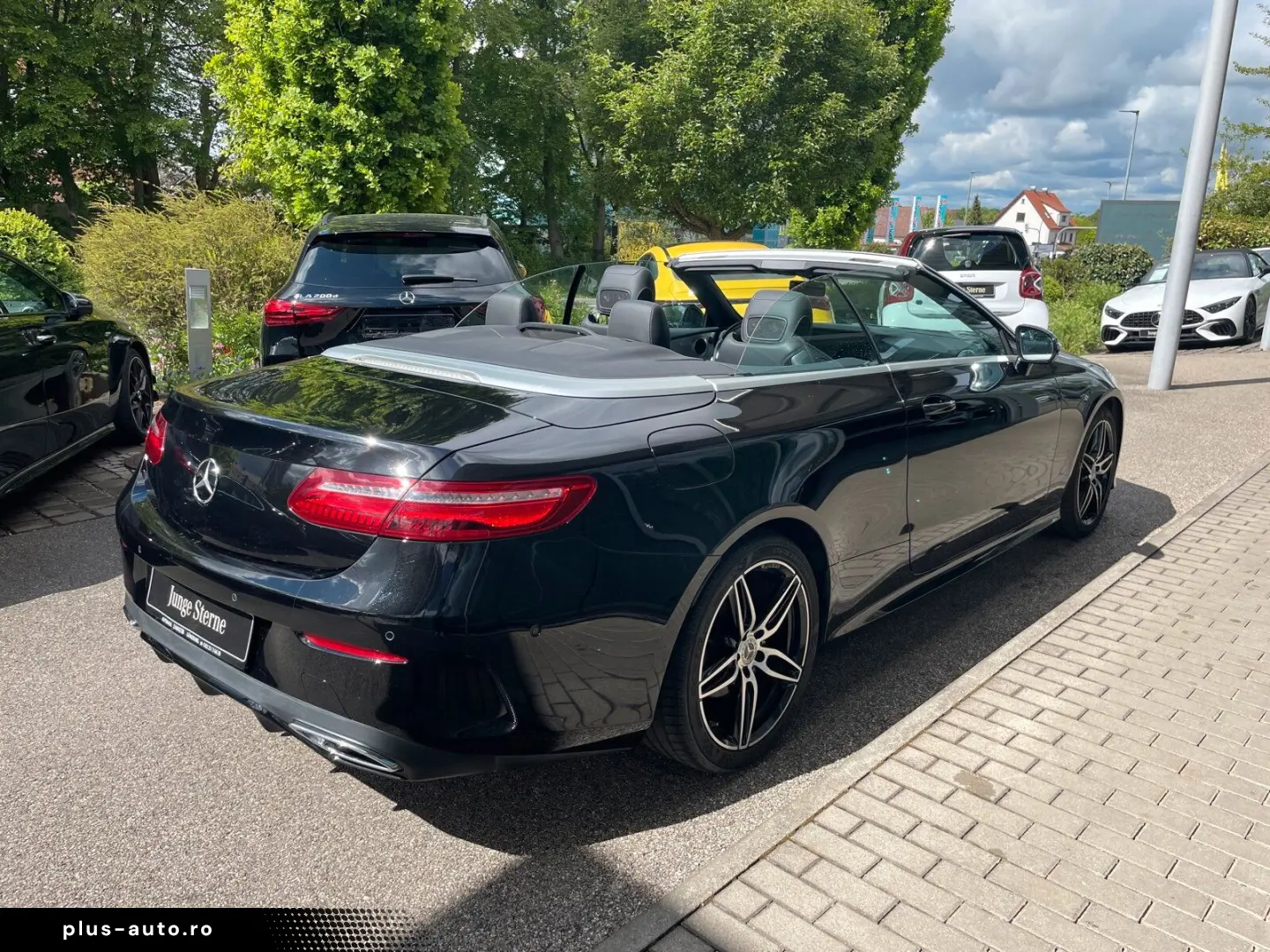 MERCEDES-BENZ E 300 d Cabriolet AMG LED CAM NIGHT TOTWINKEL