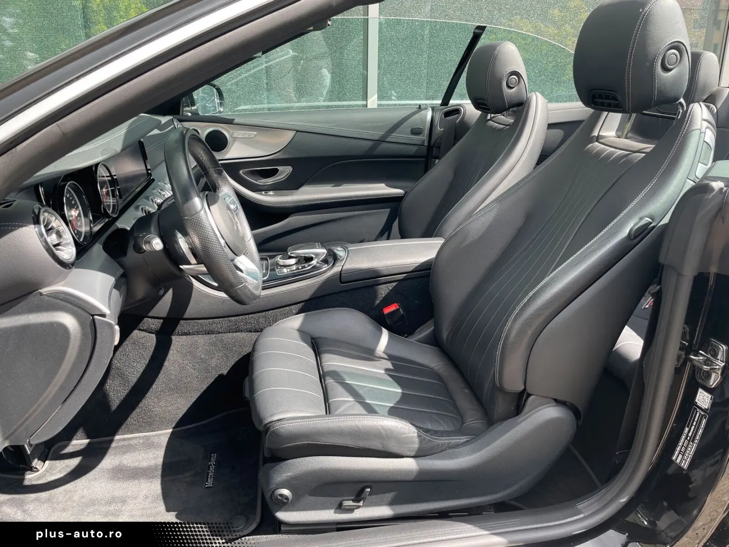 MERCEDES-BENZ E 300 d Cabriolet AMG LED CAM NIGHT TOTWINKEL