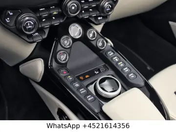 ASTON MARTIN V8 Vantage Roadster
