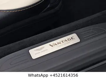 ASTON MARTIN V8 Vantage Roadster